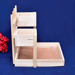 Multilevel Pinewood tray