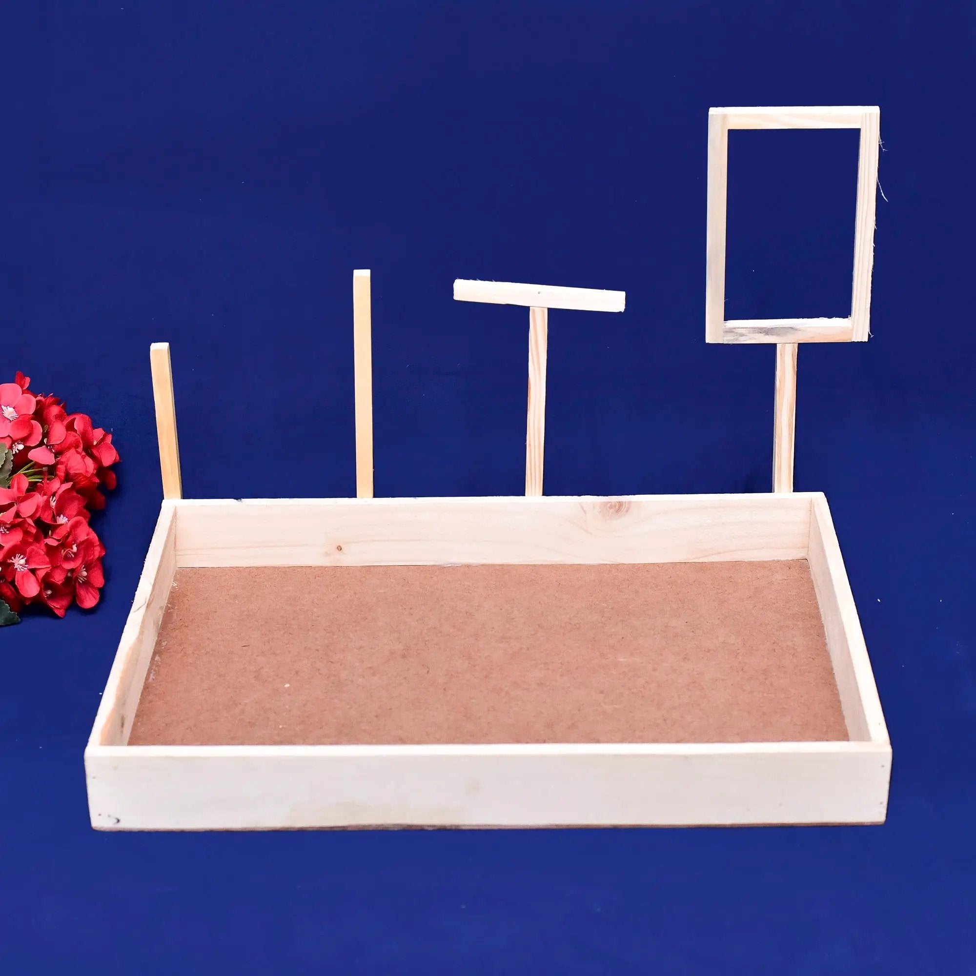 Pinewood tray with Frame and earring holder