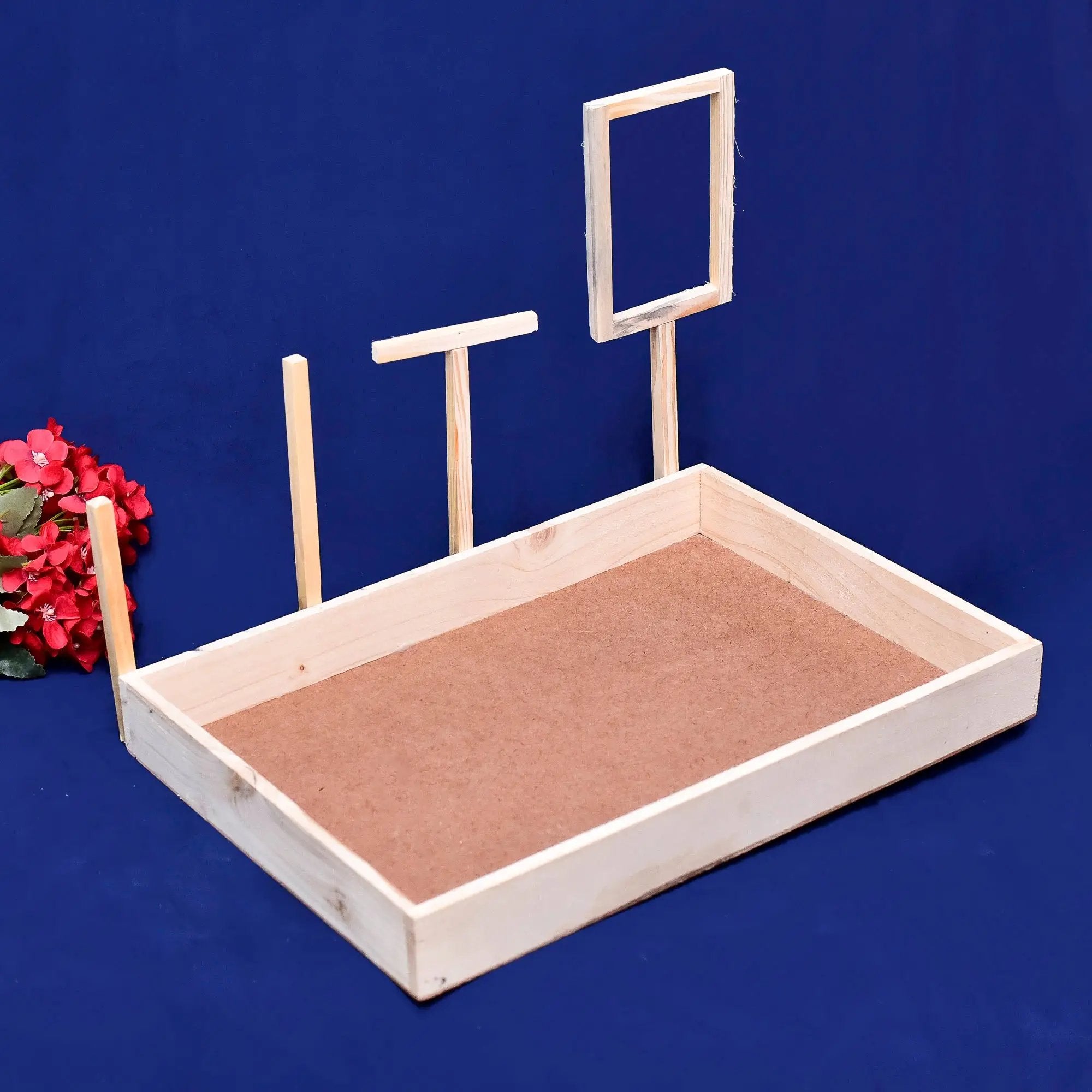 Pinewood tray with Frame and earring holder